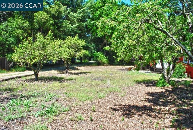 2652 Reliez Valley Rd, Martinez, CA 94553