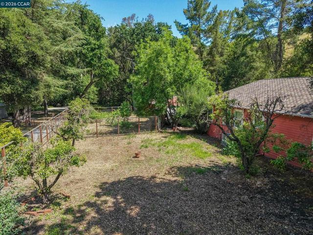 2652 Reliez Valley Rd, Martinez, CA 94553