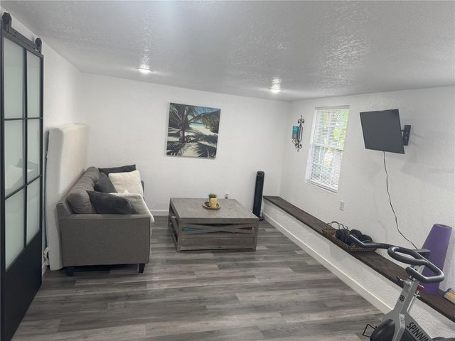 1215 N BOSTON AVENUE, Deland, FL 32724