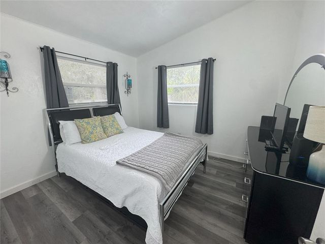 1215 N BOSTON AVENUE, Deland, FL 32724