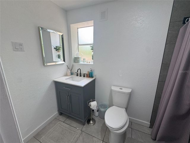 1215 N BOSTON AVENUE, Deland, FL 32724