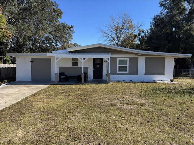 1215 N BOSTON AVENUE, Deland, FL 32724