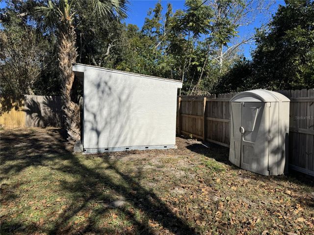 1215 N BOSTON AVENUE, Deland, FL 32724