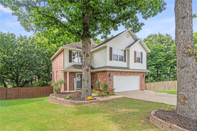 2996 Harrier Way, Springdale, AR 72762