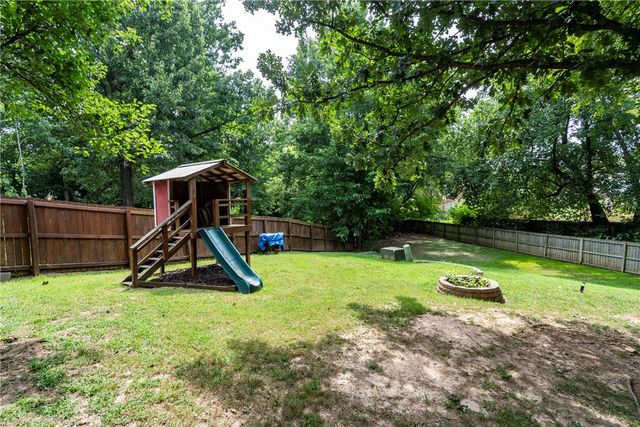 2996 Harrier Way, Springdale, AR 72762