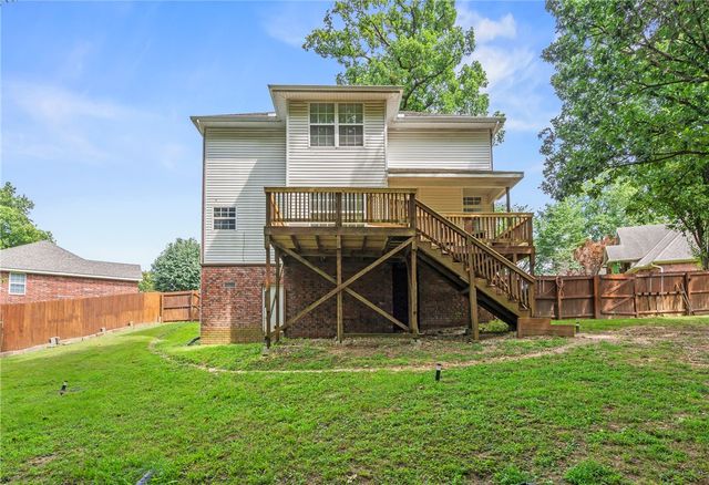 2996 Harrier Way, Springdale, AR 72762
