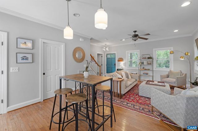 1012 LOCUST LN, Charlottesville, VA 22901