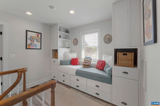 1012 LOCUST LN, Charlottesville, VA 22901