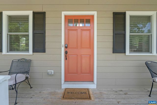 1012 LOCUST LN, Charlottesville, VA 22901
