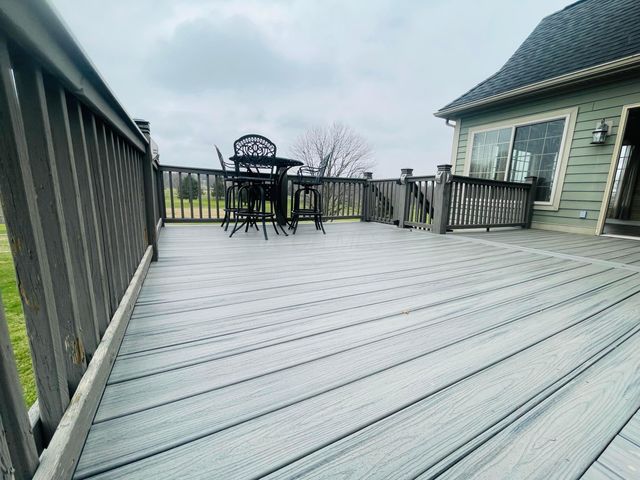 926 Fairway Drive, Howard, OH 43028