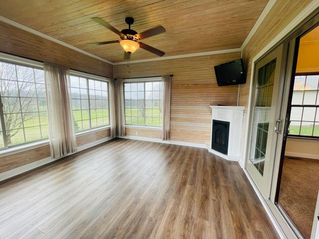 926 Fairway Drive, Howard, OH 43028