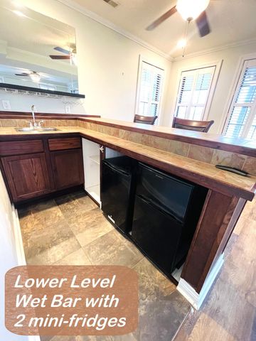 926 Fairway Drive, Howard, OH 43028