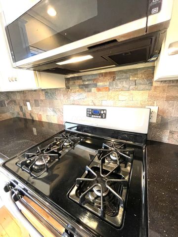 926 Fairway Drive, Howard, OH 43028