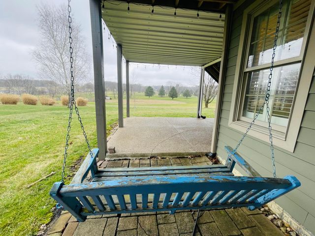 926 Fairway Drive, Howard, OH 43028