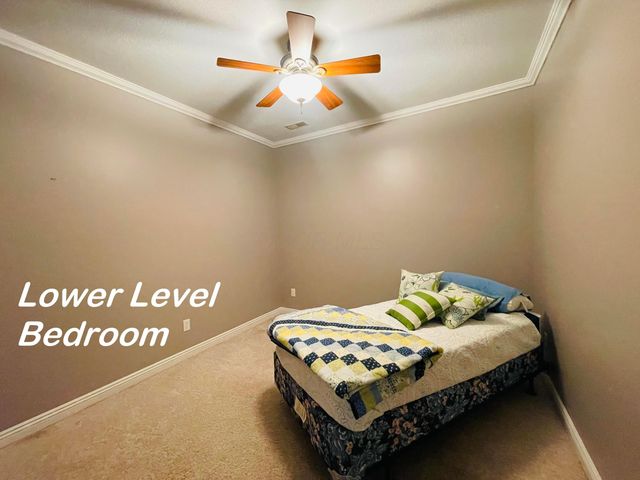 926 Fairway Drive, Howard, OH 43028