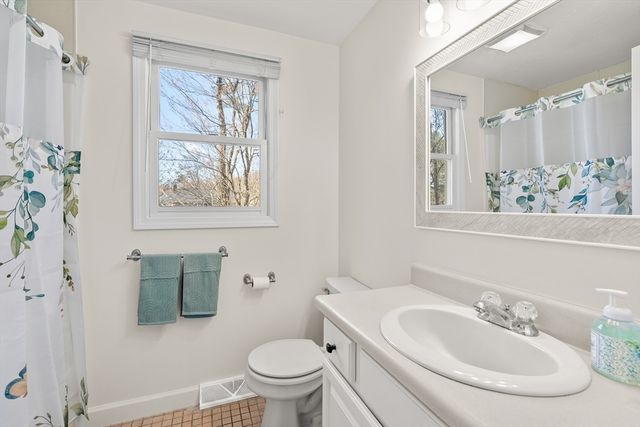 9 Hadley Road, Norton, MA 02766