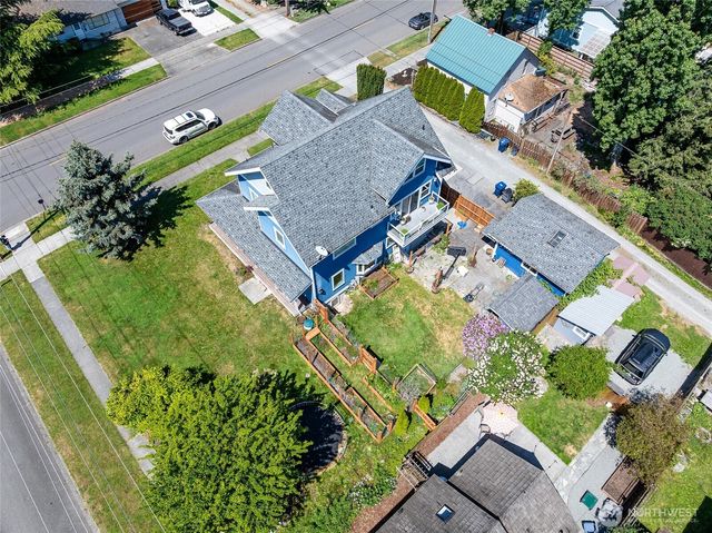 1411 K Avenue, Anacortes, WA 98221