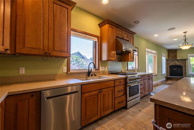 1411 K Avenue, Anacortes, WA 98221