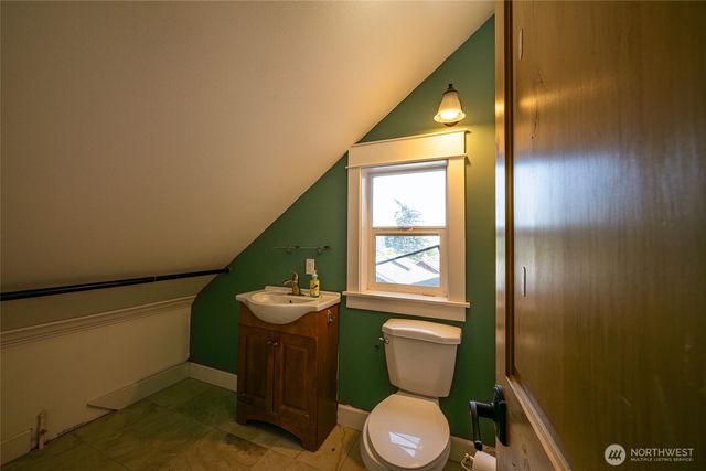 1411 K Avenue, Anacortes, WA 98221