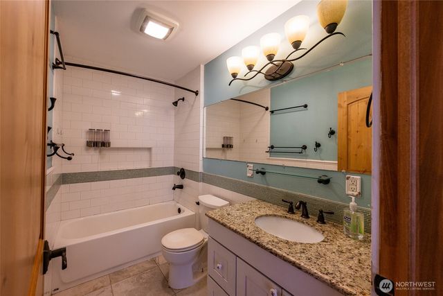 1411 K Avenue, Anacortes, WA 98221