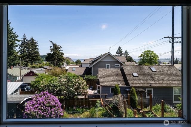 1411 K Avenue, Anacortes, WA 98221