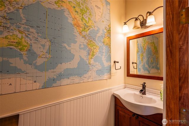 1411 K Avenue, Anacortes, WA 98221
