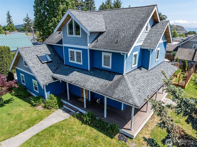 1411 K Avenue, Anacortes, WA 98221