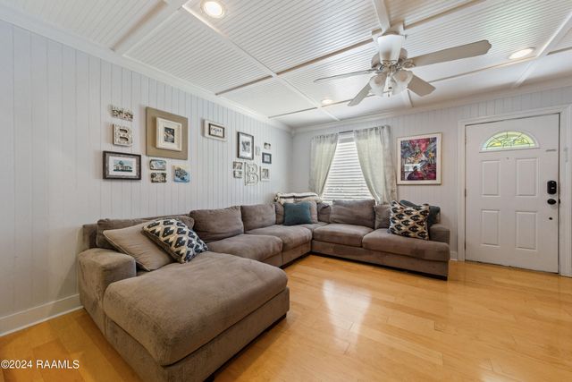 231 Brookside Drive, Lafayette, LA 70506