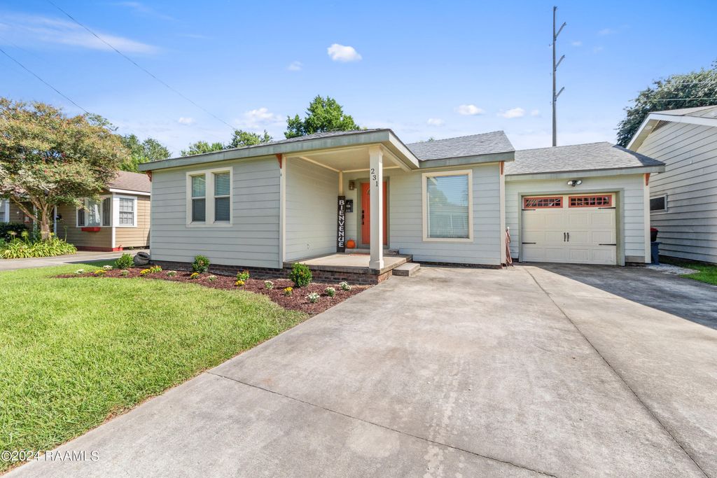 231 Brookside Drive, Lafayette, LA 70506