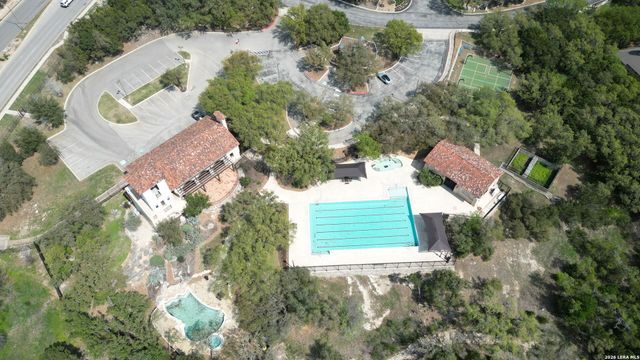 18910 Windsor Wood, San Antonio, TX 78258