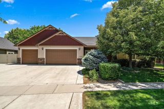 1026 S Riverstone Dr, Nampa, ID 83686
