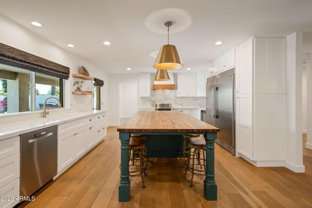 Image 10 of property listing at 8543 E SAN MARCOS Drive, Scottsdale, AZ 85258
