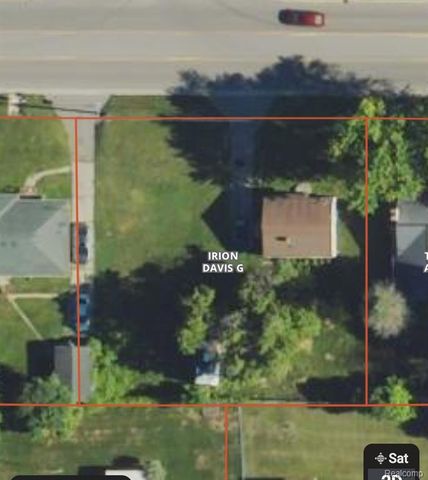1233 W Coldwater Road, Flint, MI 48505