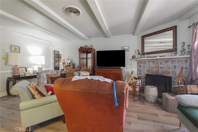 5790 Bucknell Avenue, North Hollywood, CA 91607