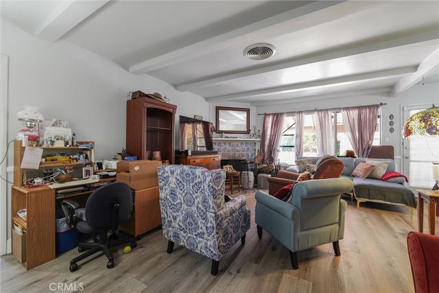 5790 Bucknell Avenue, North Hollywood, CA 91607