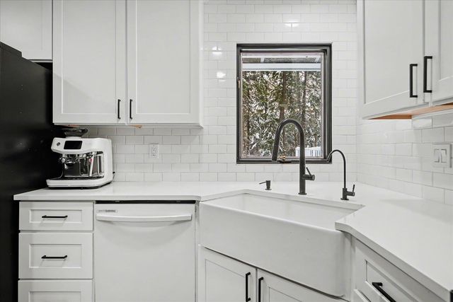 8710 N Argonne Rd, Spokane, WA 99217