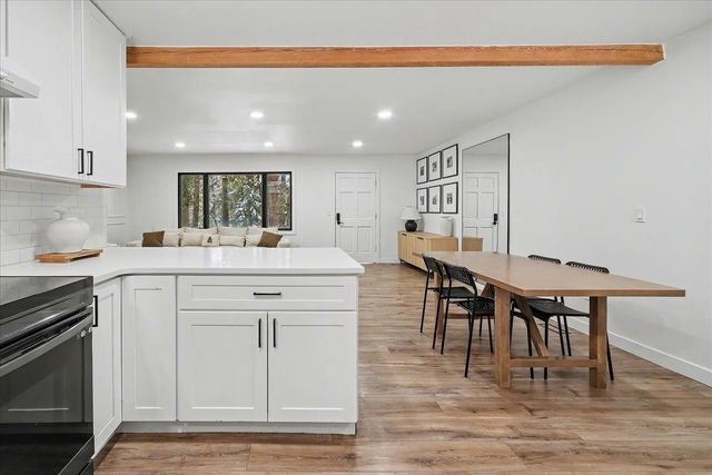 8710 N Argonne Rd, Spokane, WA 99217