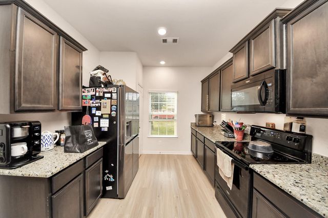 23095 Bellini Drive, Magnolia, TX 77355