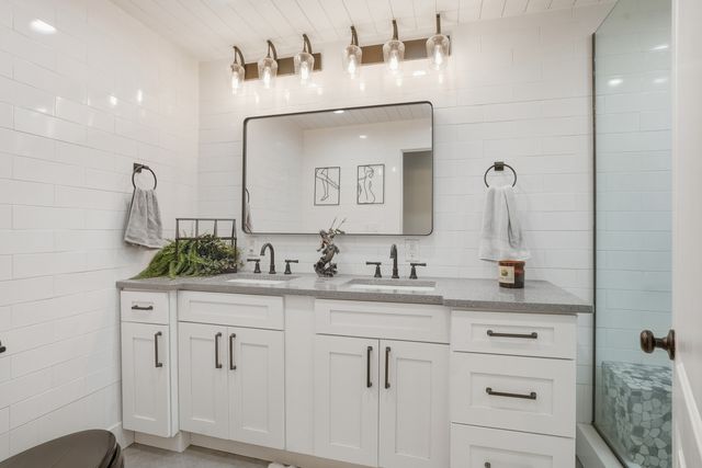 16938 Cicero Avenue, Tinley Park, IL 60477