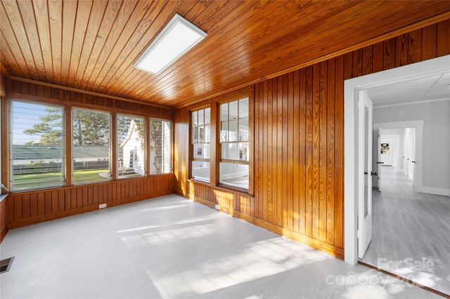 208 Hall Street, Wadesboro, NC 28170