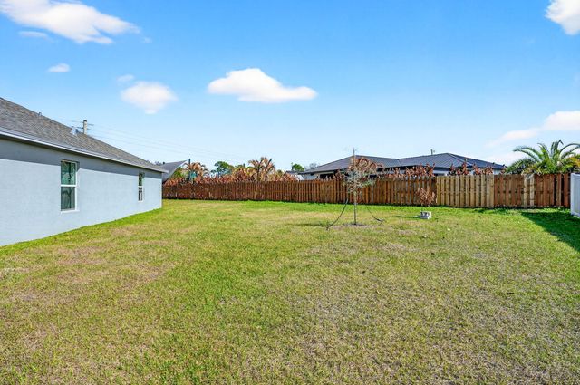 6217 NW Gatun Court, Port St. Lucie, Port St Lucie, FL 34986