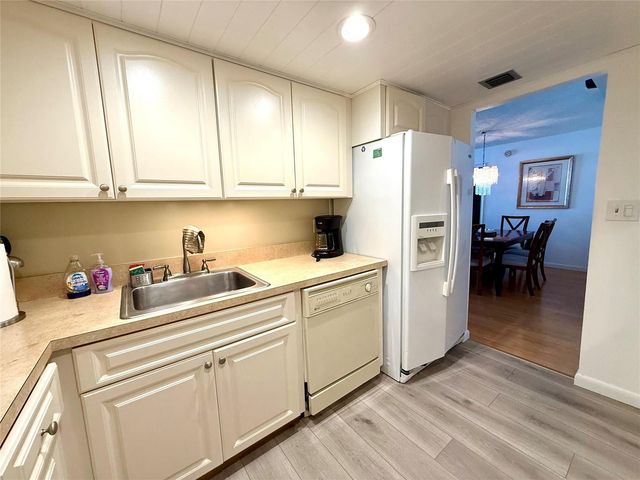 101 BRINY Avenue 1104, Pompano Beach, FL 33062