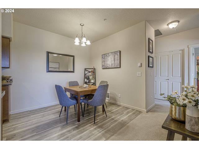 11830 Nw HOLLY SPRINGS Ln 403, Portland, OR 97229