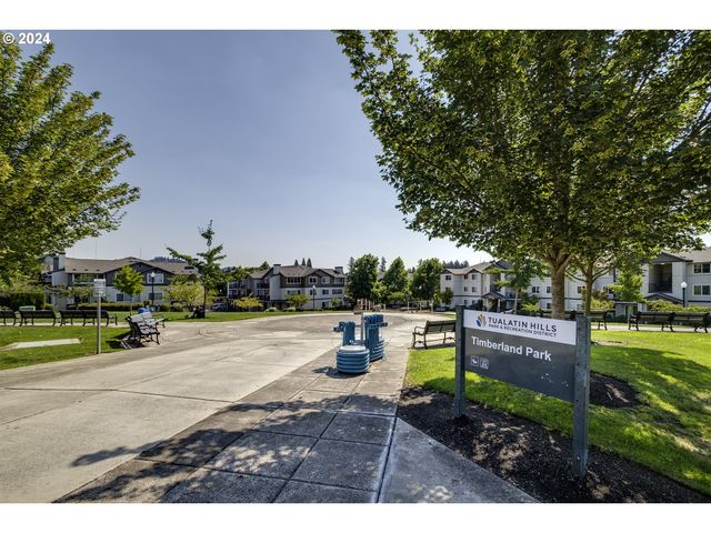 11830 Nw HOLLY SPRINGS Ln 403, Portland, OR 97229