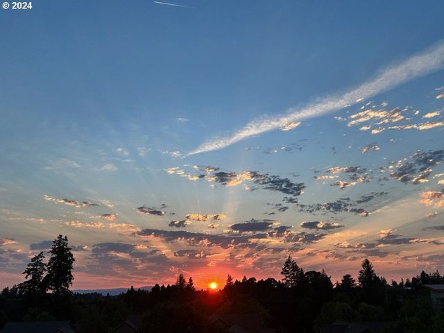 11830 Nw HOLLY SPRINGS Ln 403, Portland, OR 97229