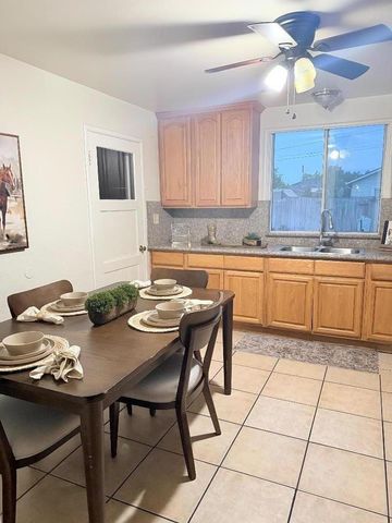 440 W 7th Street, Gilroy, CA 95020