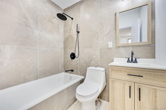 1143 E 224th Street, Bronx, NY 10466