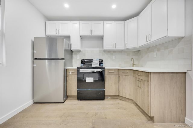 1143 E 224th Street, Bronx, NY 10466