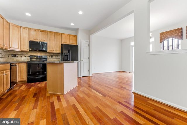 341 CONCETTA DR, Mount Royal, NJ 08061