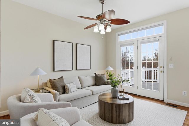 8002 SAMUEL WALLIS ST, Lorton, VA 22079